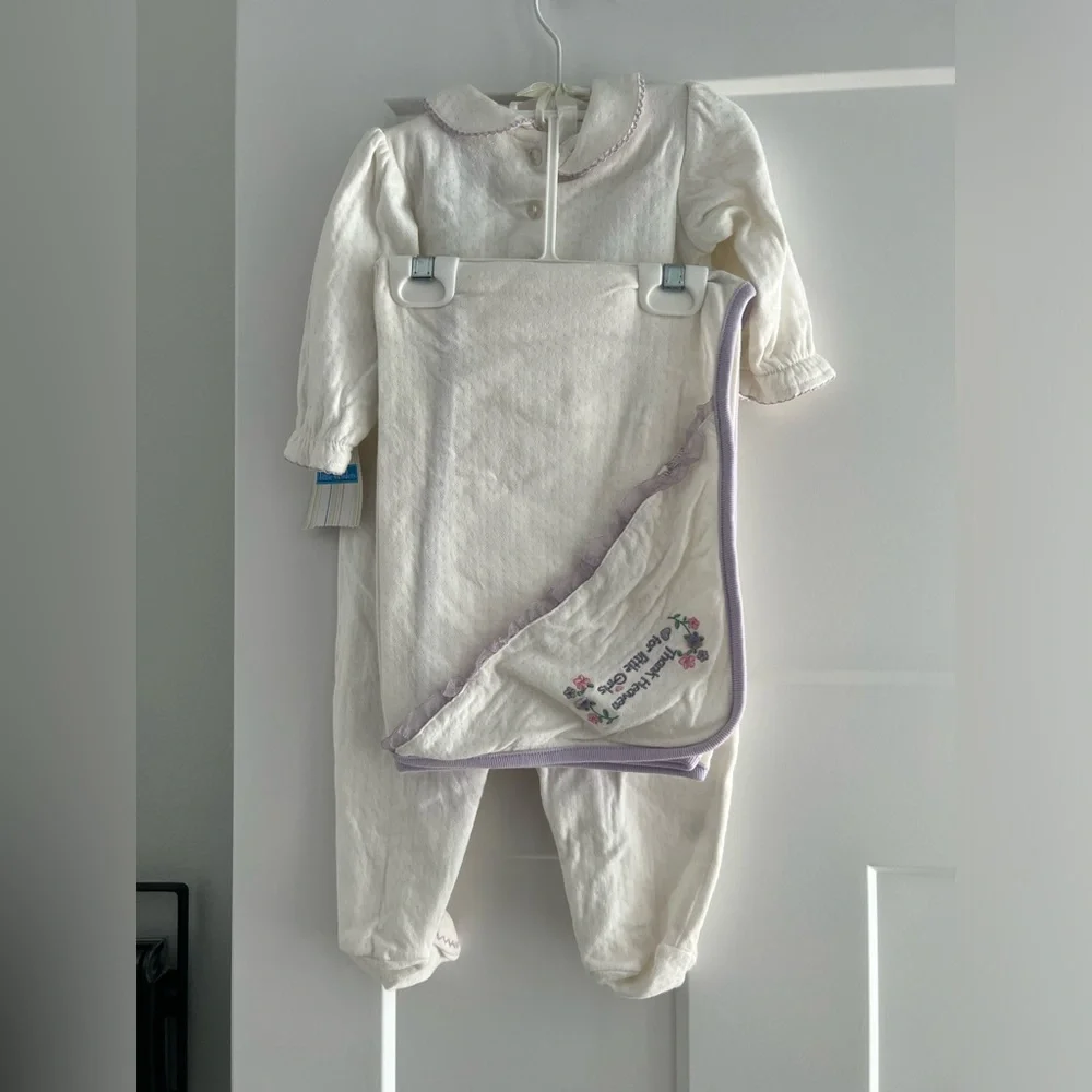 NWT Little Wonders Blanket and PJ set